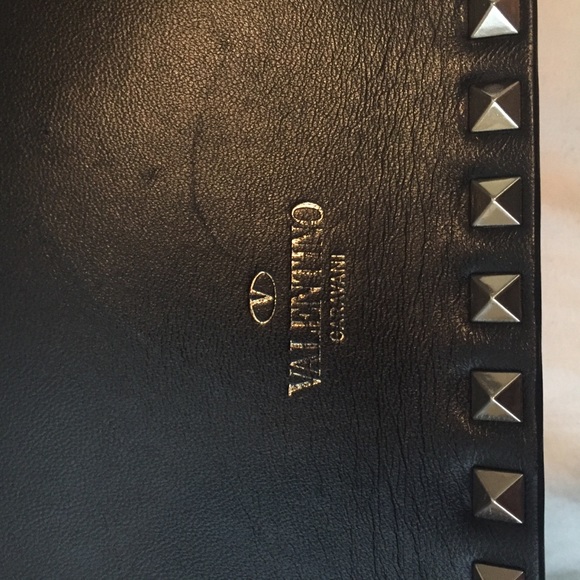 Auth -  Valentino Rockstud Clutch - Picture 8 of 8